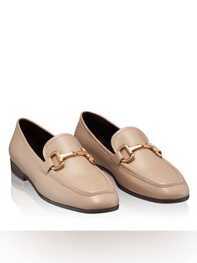 European Brand Anna Cori Cream Leather Loafers Size 39